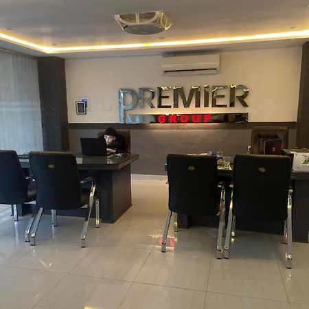 Готель Premier Heights Jhelum Екстер'єр фото