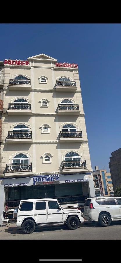Готель Premier Heights Jhelum Екстер'єр фото