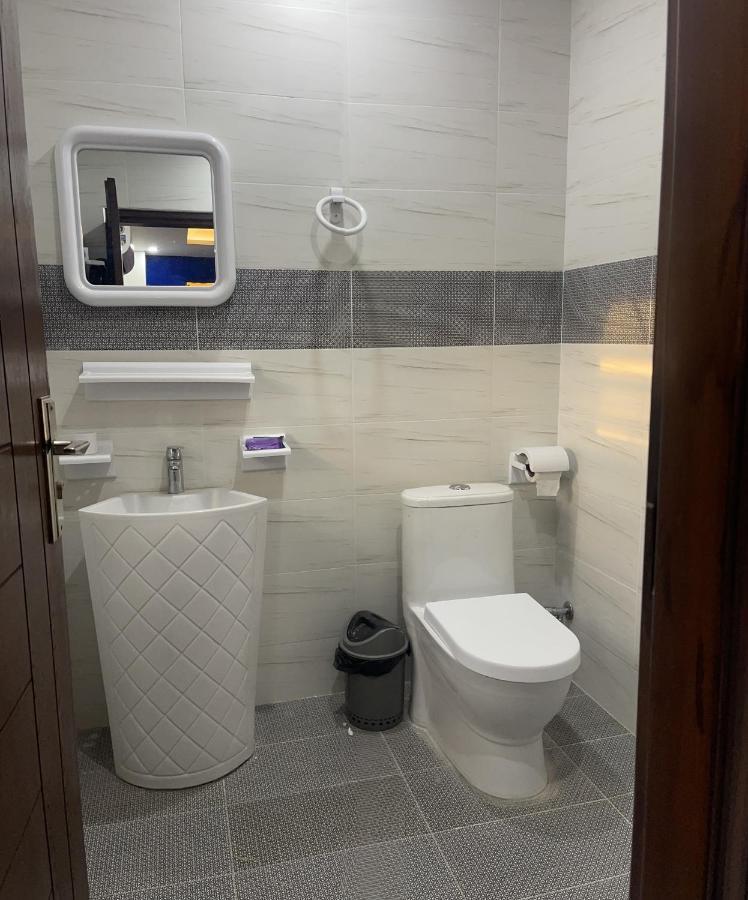 Готель Premier Heights Jhelum Екстер'єр фото